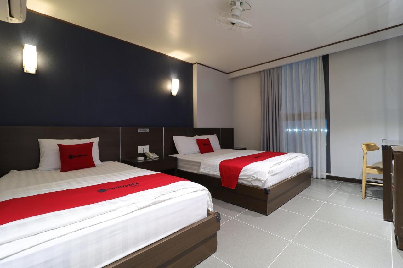 Reddoorz Plus & Cloud 9 Quang Trung Hotell Ho Chi Minh-staden Exteriör bild